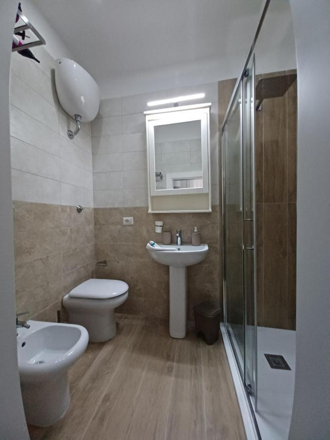 Residenza Napoletana Apartment Napoli Bagian luar foto